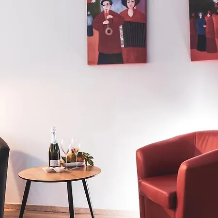 Residenze Cassoli - Lamezia Centro Bed & Breakfast 4*