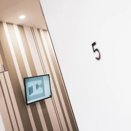 Residenze Cassoli - Lamezia Centro 3*