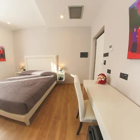 Residenze Cassoli - Lamezia Centro Panzió 4*