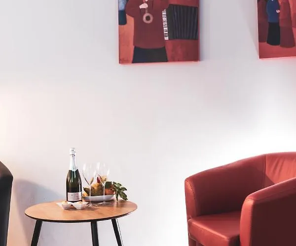 Residenze Cassoli - Lamezia Centro Panzió 4*